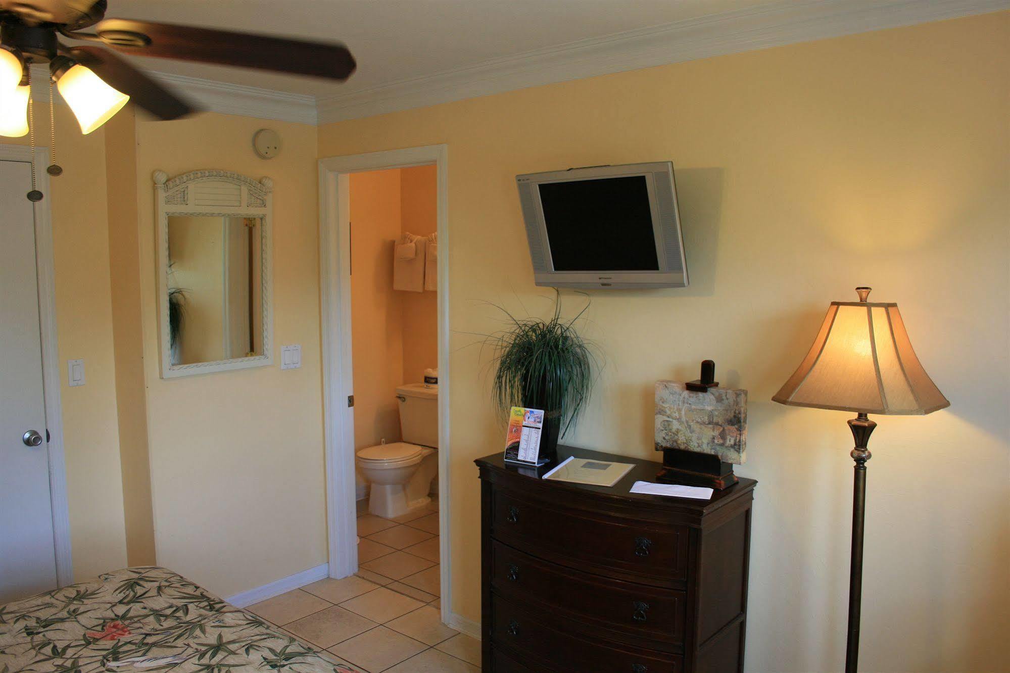 Flamingo Inn Fort Myers Beach Exteriör bild